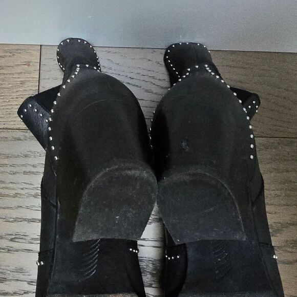 Paige Willa Studded Leather Western Chelsea Boot in Black - Picture 12 of 14